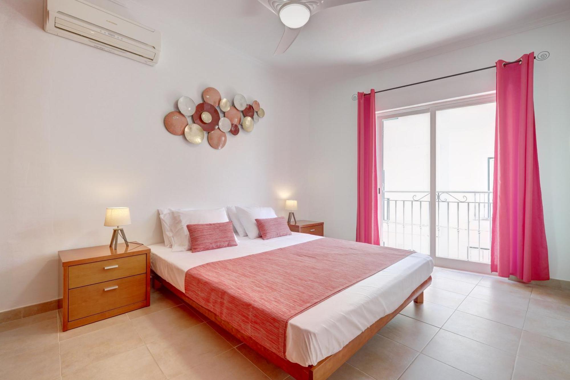 City Center, Private Parking, Ac, 6Ppl. Olhao Bagian luar foto