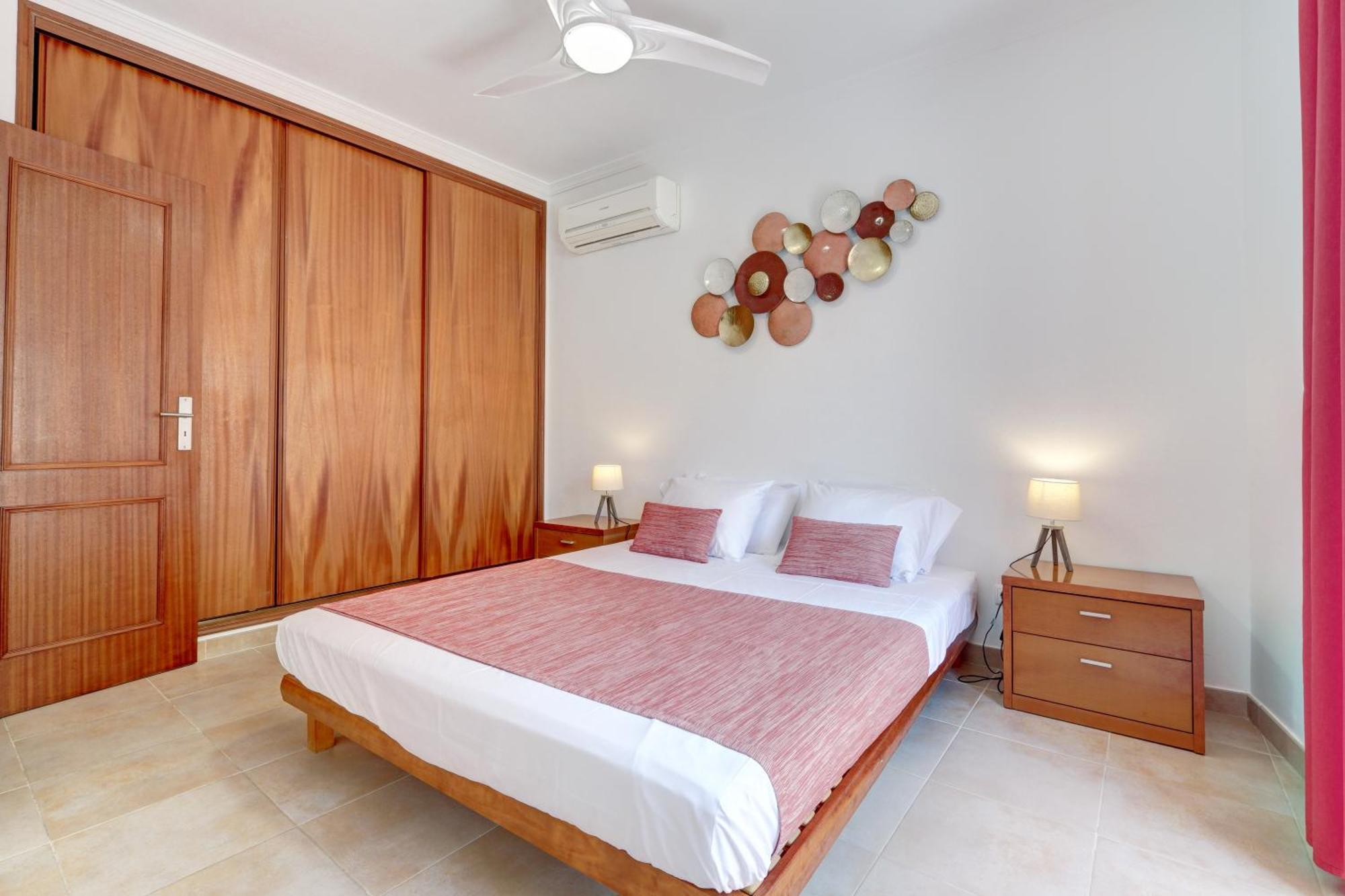 City Center, Private Parking, Ac, 6Ppl. Olhao Bagian luar foto